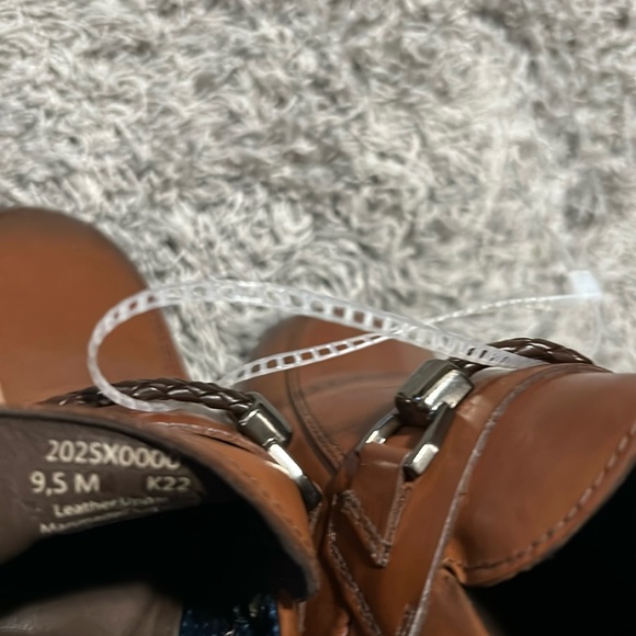 NWT brown SectionX leather shoe made in Brazil with dark brown toe.